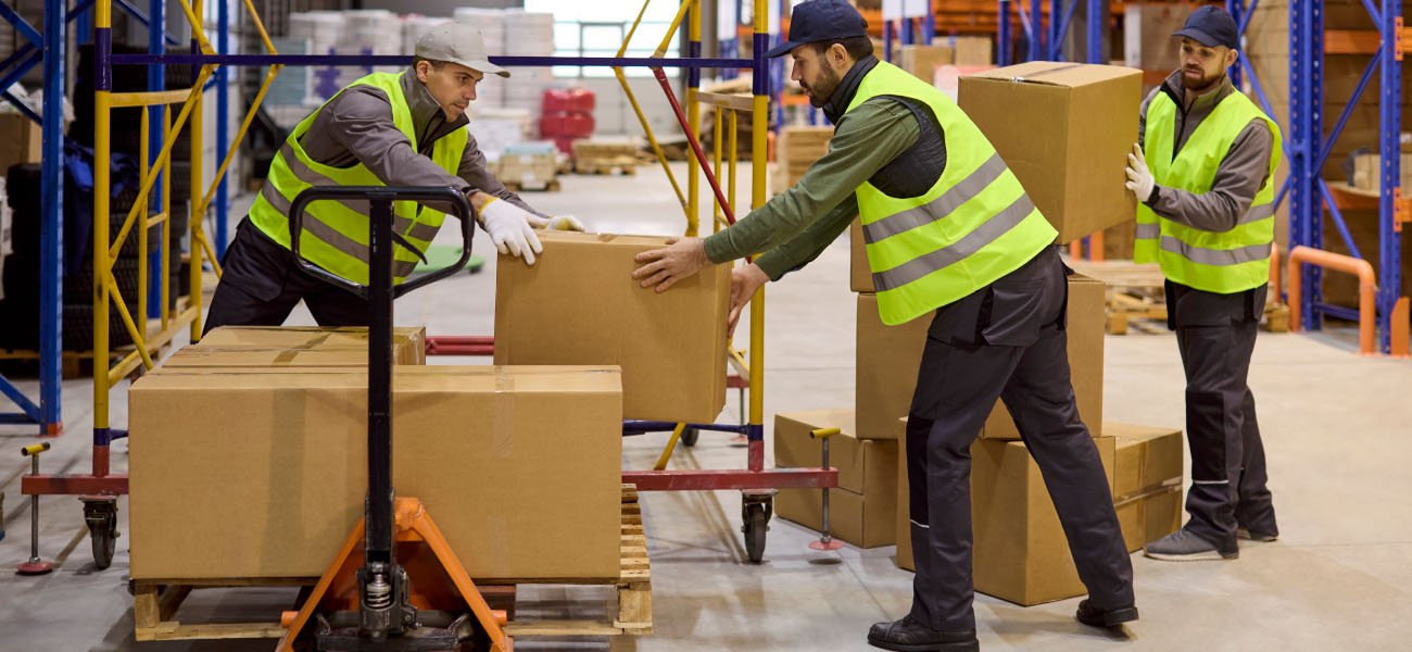 How Light Crane Systems Improve Ergonomic Manual Handling in the Workplace